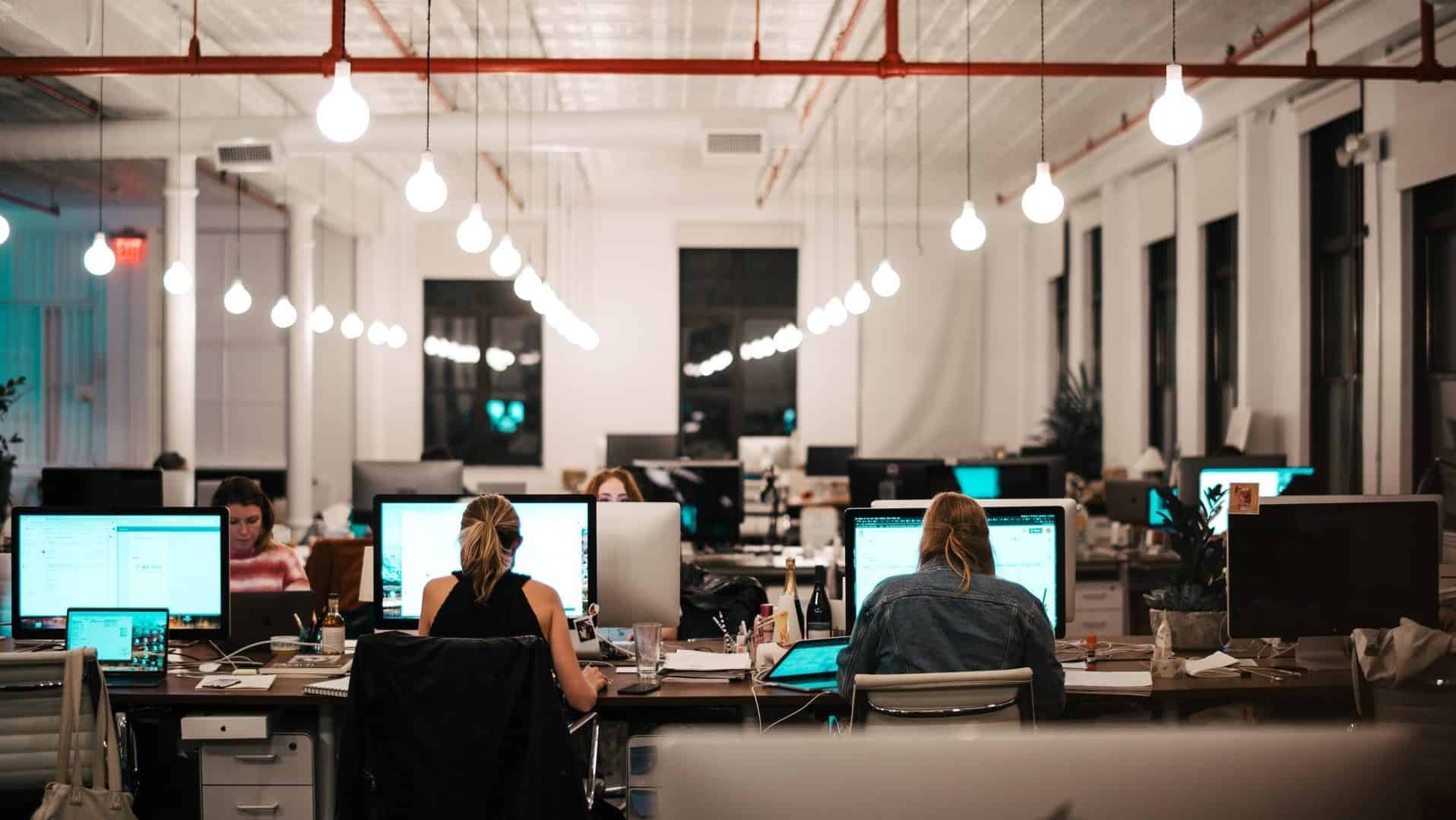Streamlining internal processes for real estate companies with a Rappid-based space planner