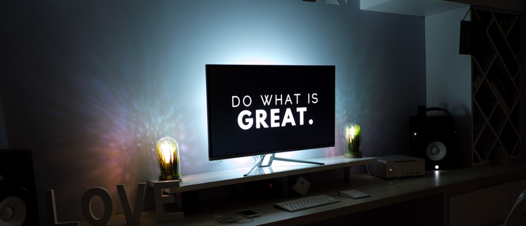 Top 8 advantages of bespoke software