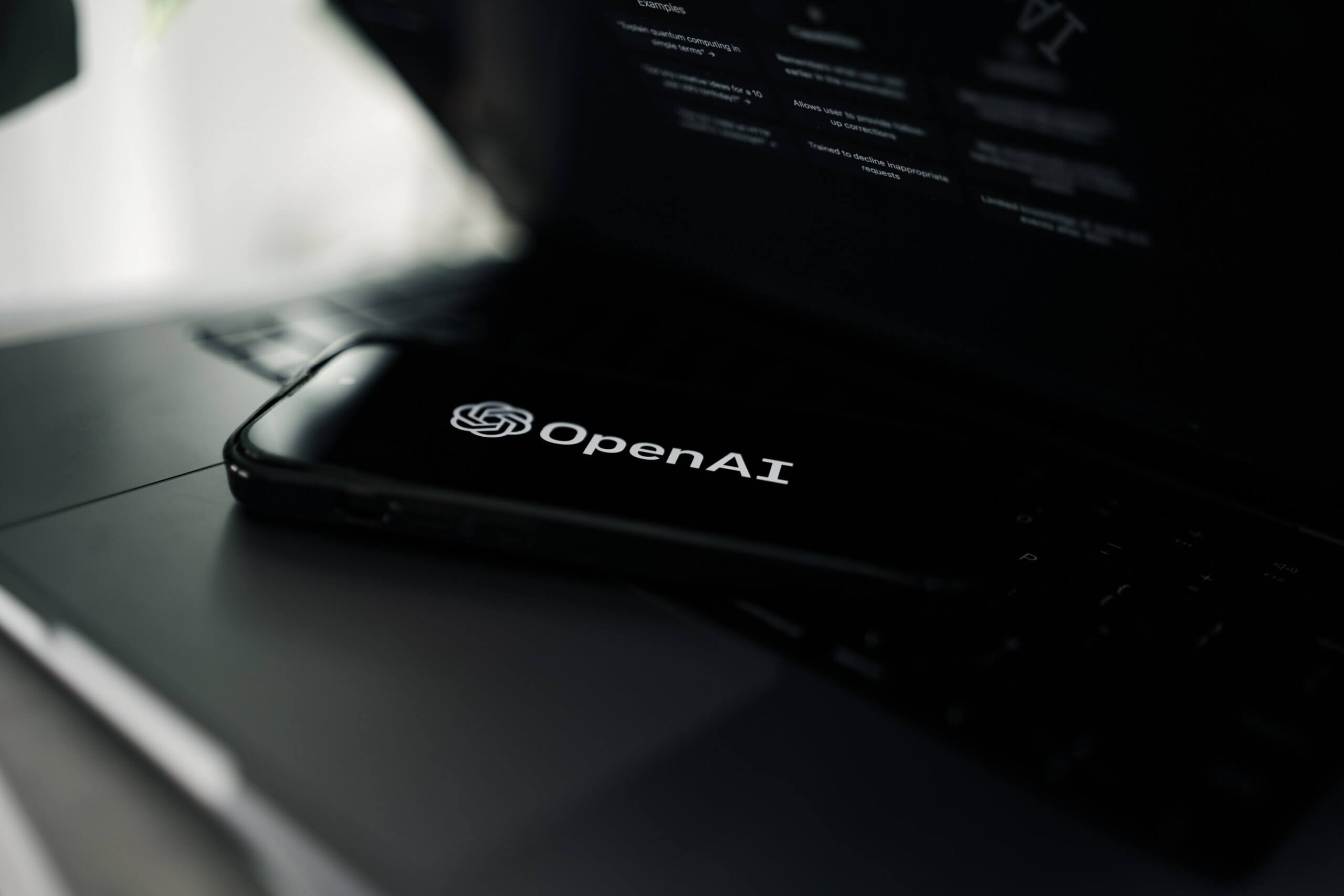 Exploring Exciting GPT-4 Use Cases: From Early Adopter Projects to Potential Applications