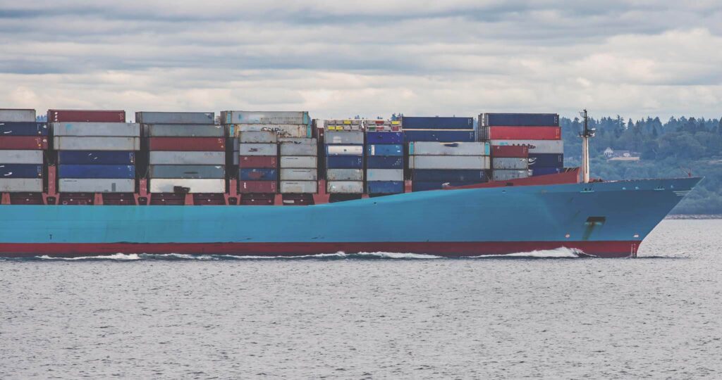Docker containers with root privileges