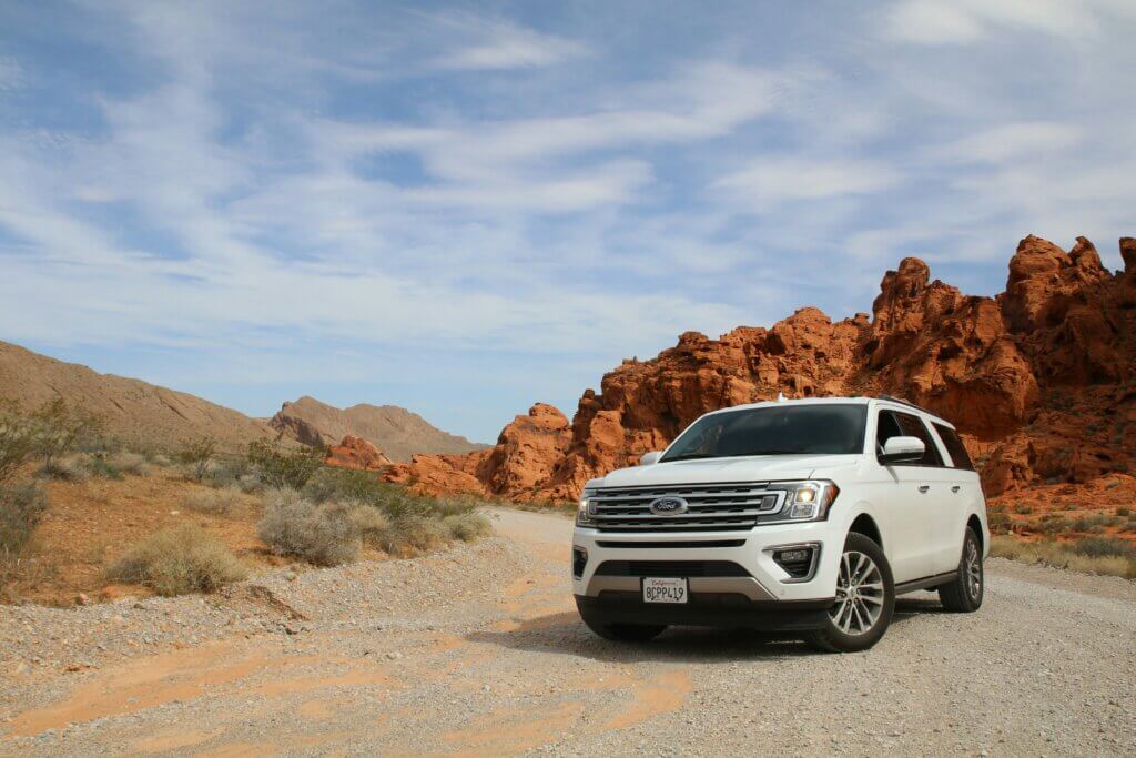 Ford car offroad